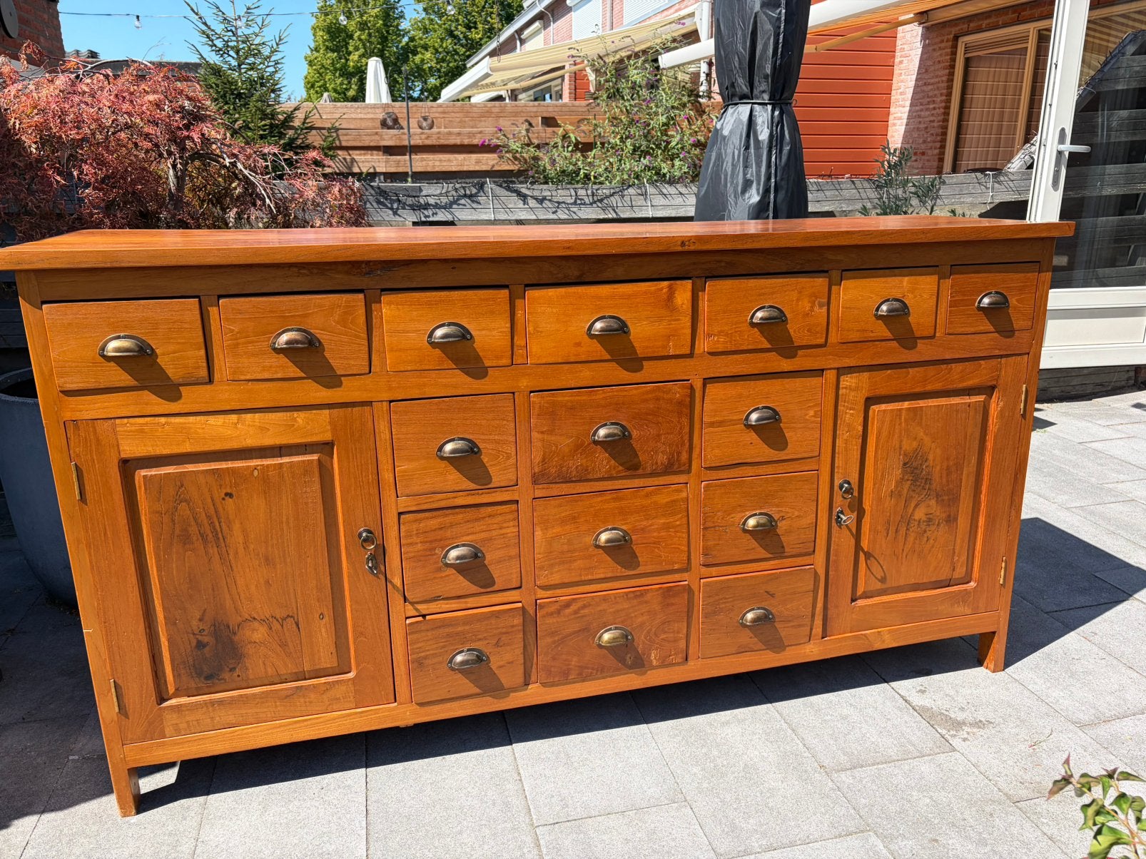 Dressoir/ladenkast teak 16  lades bij harrods londen gestaan, Landelijke harrods style, Gebruikt, Teakhout, Met lade(s)