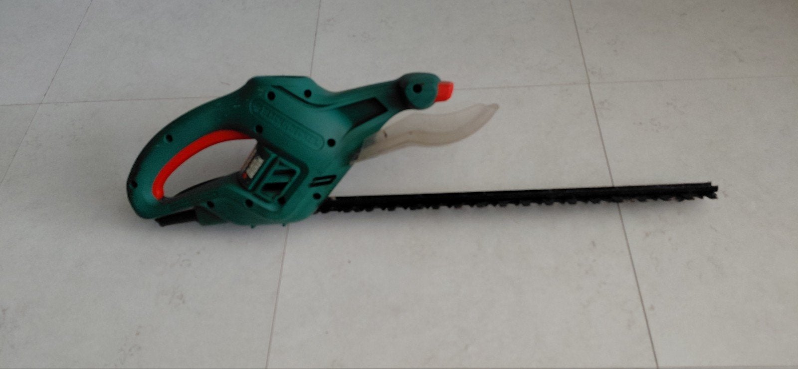 B&D Elektrische Heggenschaar 400W, Tuin en Terras, Heggenscharen, Ophalen, Gebruikt, Elektrisch, Black & Decker