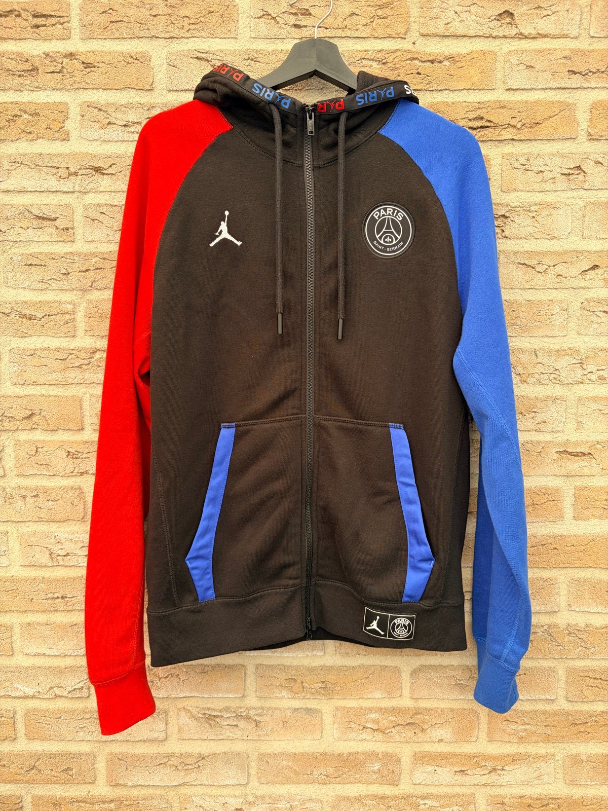 Paris Saint Germain Hoodie, Ophalen of Verzenden, Zo goed als nieuw, Voetbal, Meerkleurig