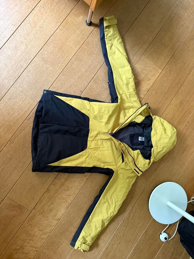 Ski/ snowboard jas maat XS 1 week gebruikt, Overige merken, 100 tot 140 cm, Ophalen of Verzenden, Zo goed als nieuw