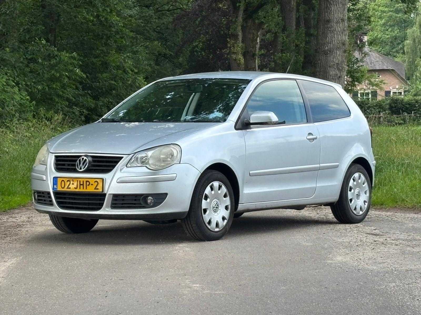 Volkswagen - 2009 - Polo - 1.4-16V Comfortline - 02-JHP-2 -, Voorwielaandrijving, Gebruikt, 4 cilinders, Bedrijf
