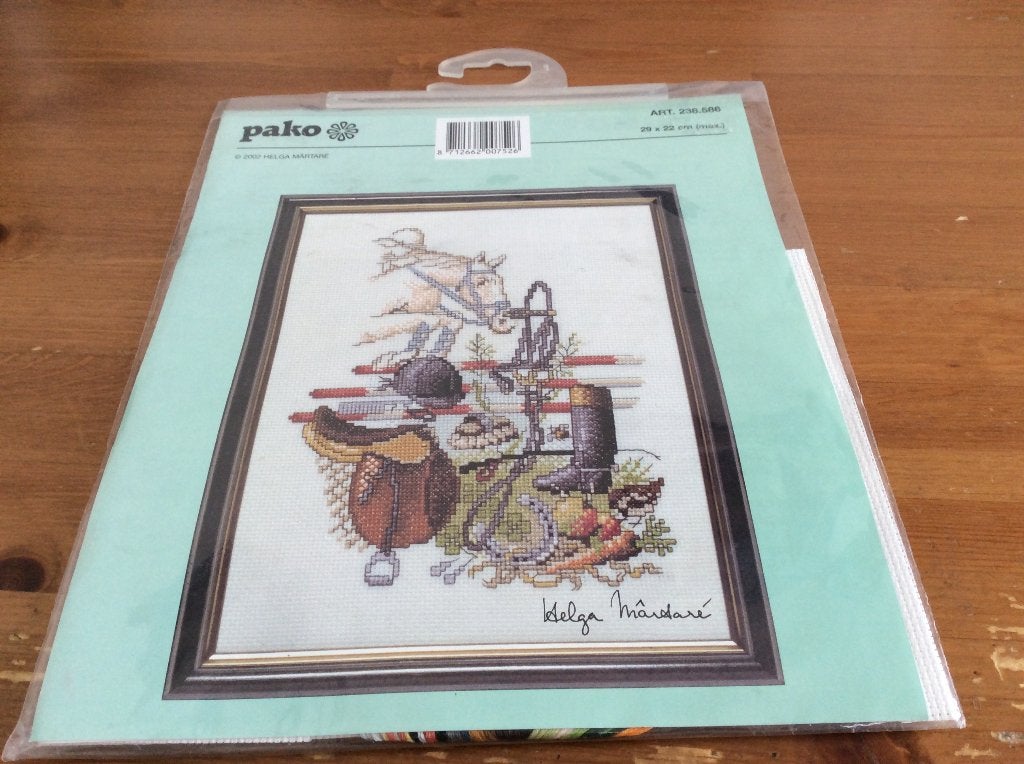 Pako borduurpakket Nr. 238586. Springend paard. Nieuw, Hobby en Vrije tijd, Ophalen of Verzenden, Nieuw, Handborduren, Borduurpakket