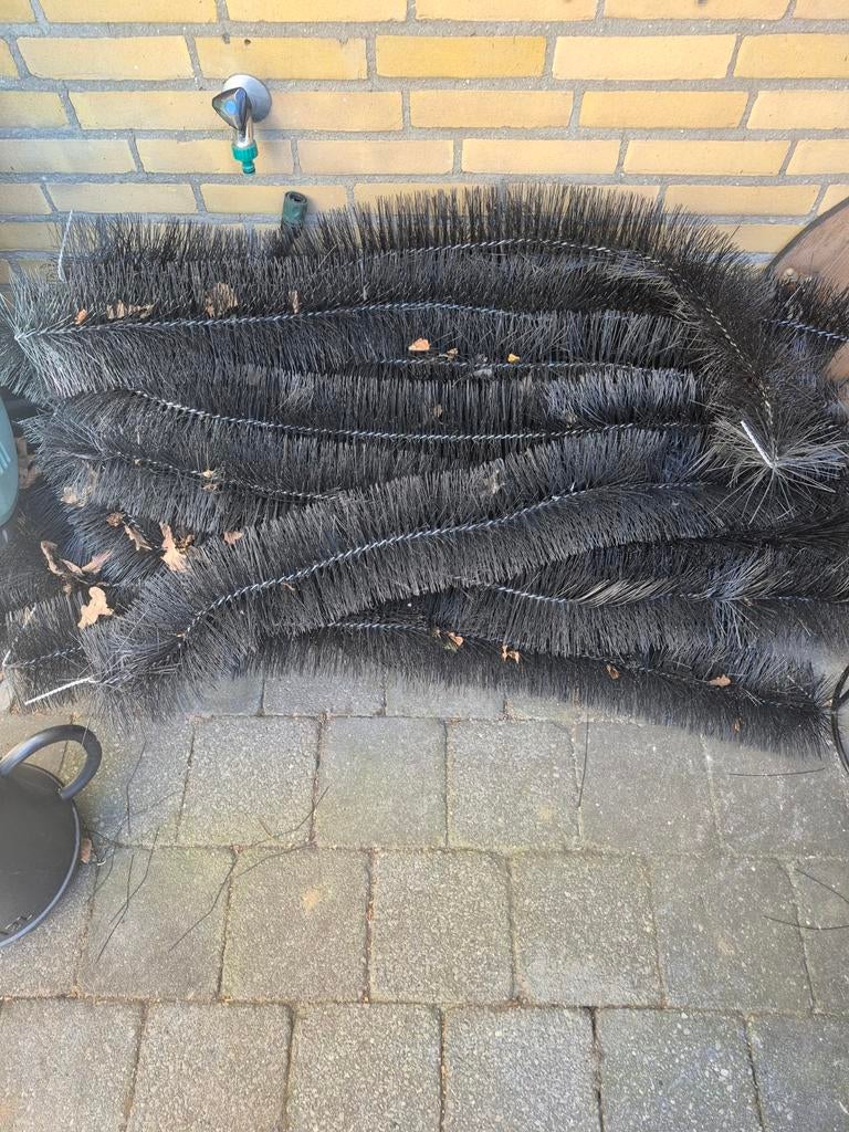 Borstels voor dakgoot 14 stuks 1meter lang, Doe-het-zelf en Verbouw, Dakpannen en Dakbedekking, Ophalen, Kunststof, Gebruikt, Zwart