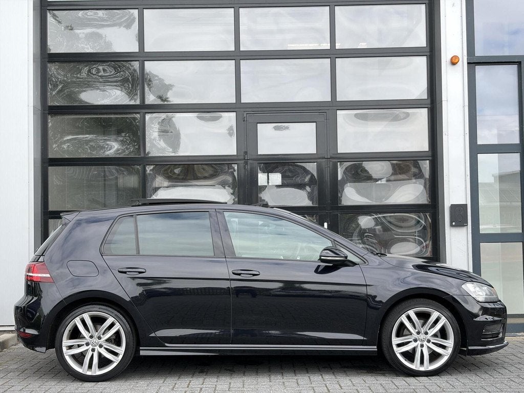 Volkswagen Golf 1.4 TSI Highline / 3X R-line / PANO / LED, Auto's, Voorwielaandrijving, Euro 5, Gebruikt, 4 cilinders
