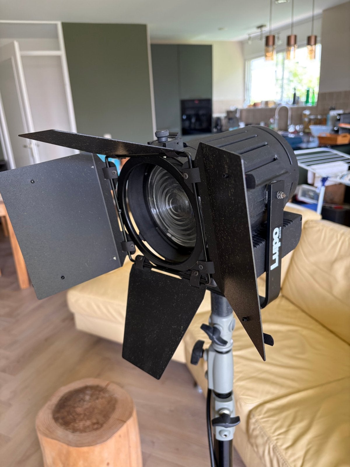 Lupo DAYLED 650 Dual Color Fresnel 3200 - 5600K, Audio, Tv en Foto, Fotografie | Fotostudio en Toebehoren, Ophalen, Zo goed als nieuw