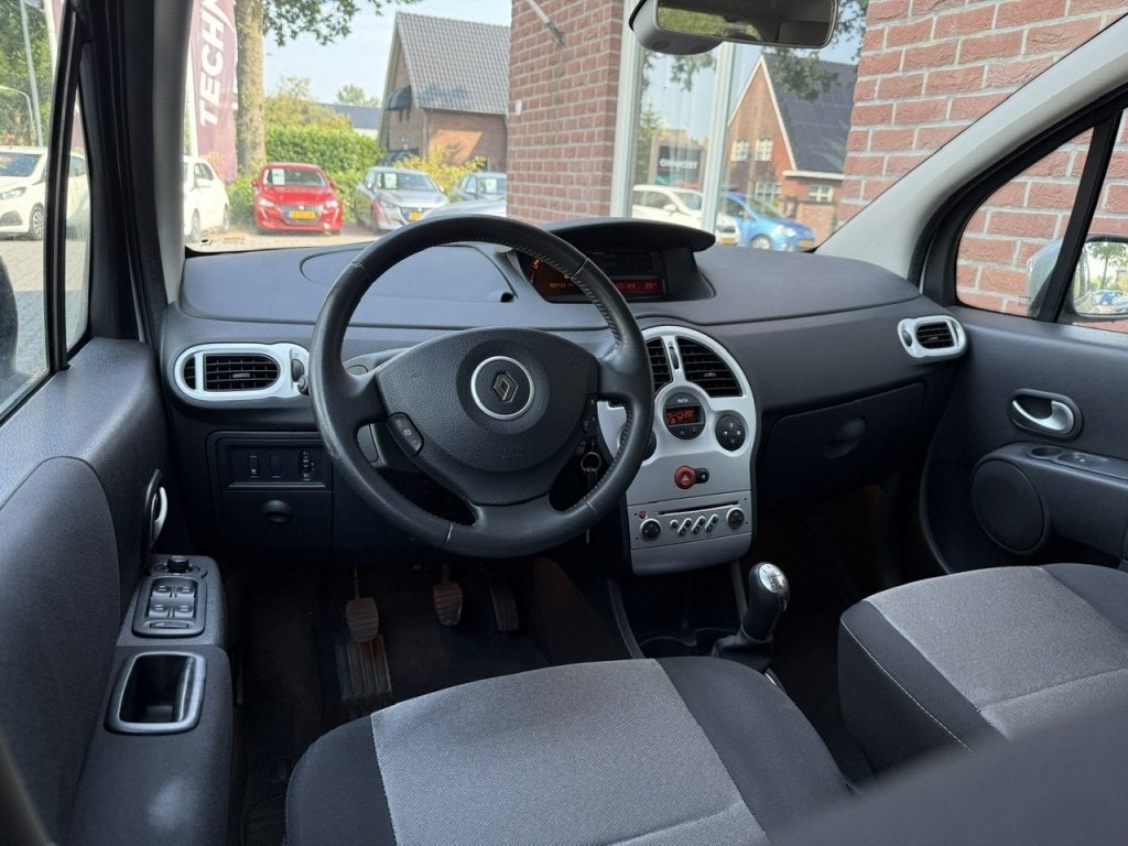 Renault Grand Modus 1.2 TCE Dynamique NIEUWE APK / KOUDE AIR, Gebruikt, Zwart, 4 cilinders, Origineel Nederlands