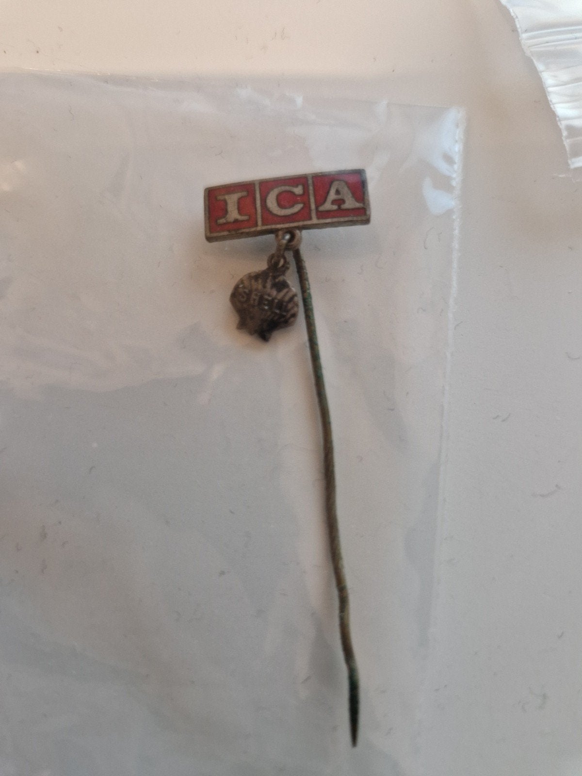 Vintage ICA Shell speldje, Verzenden, Gebruikt, Merk, Speldje of Pin