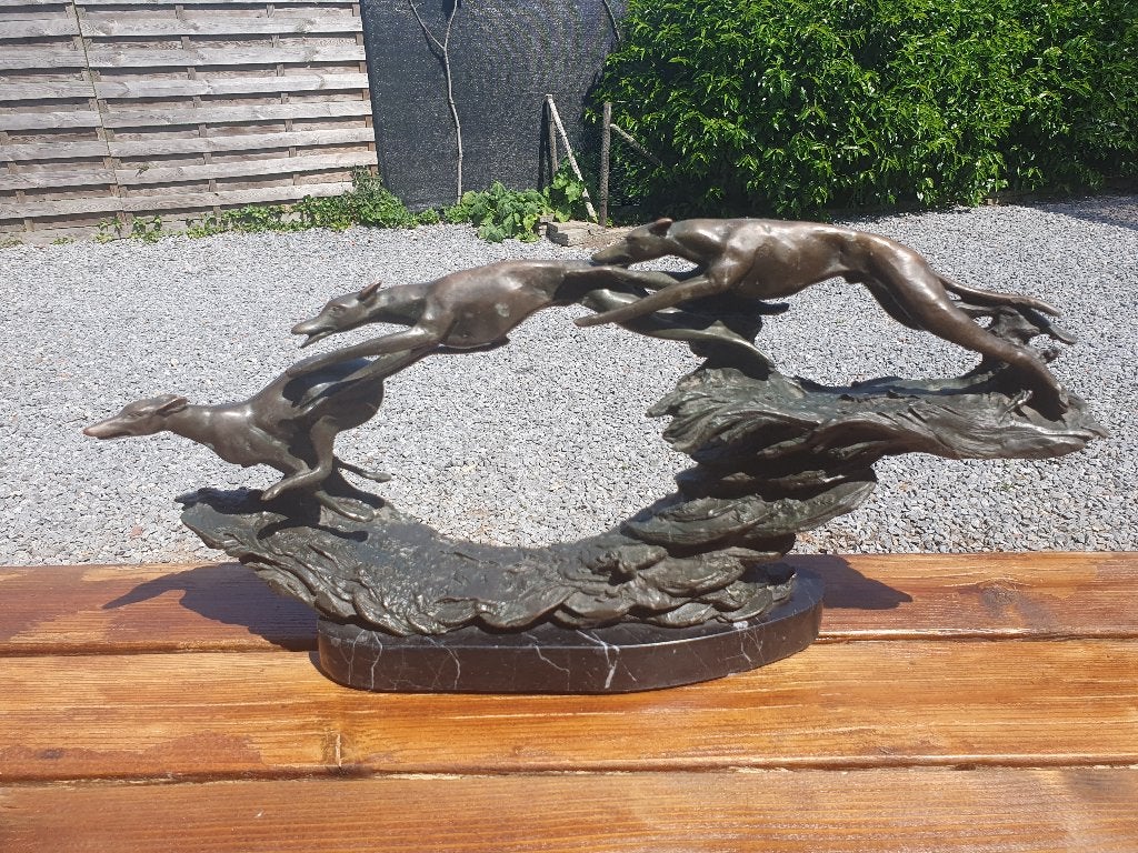 Whippet , Greyhound Bronzen beeld, Beeld, 50 - 100 cm, Ophalen of Verzenden, Brons