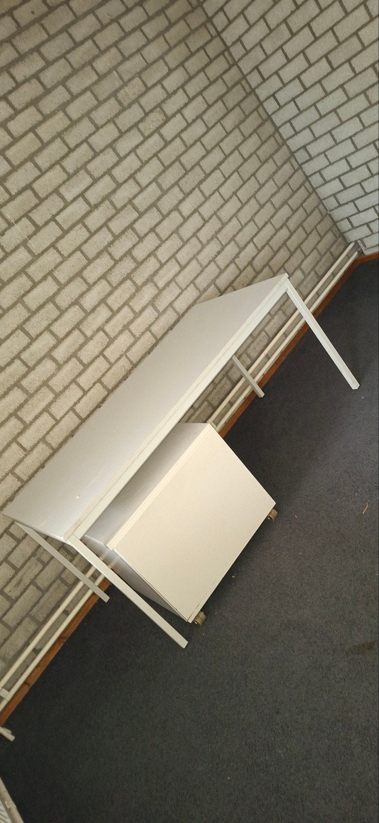 bureau met verrijdbare bureaukast, Ophalen, Gebruikt