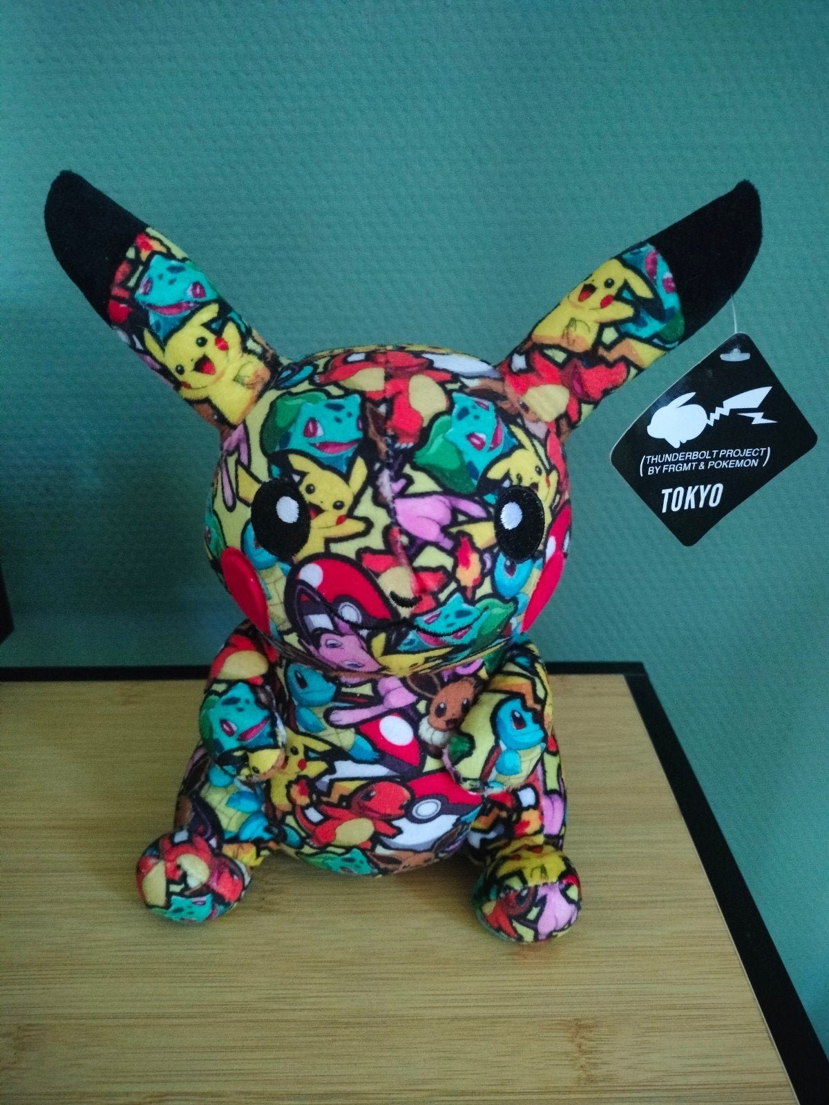 Pokémon Pikachu Street Art knuffel, NIEUW, Ophalen of Verzenden