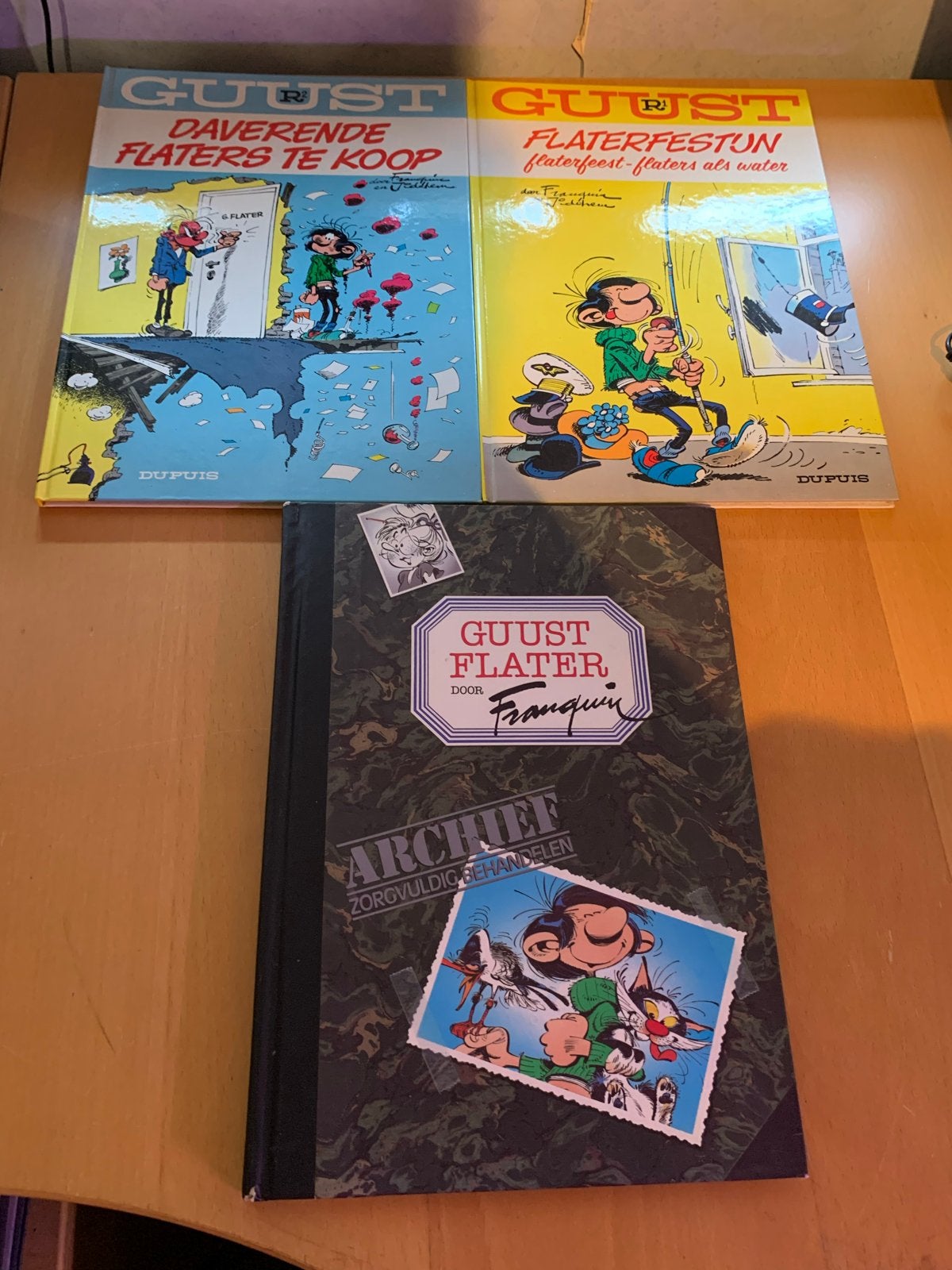 Guust Flater stripboeken en archief, Meerdere stripboeken, Ophalen of Verzenden, Gelezen
