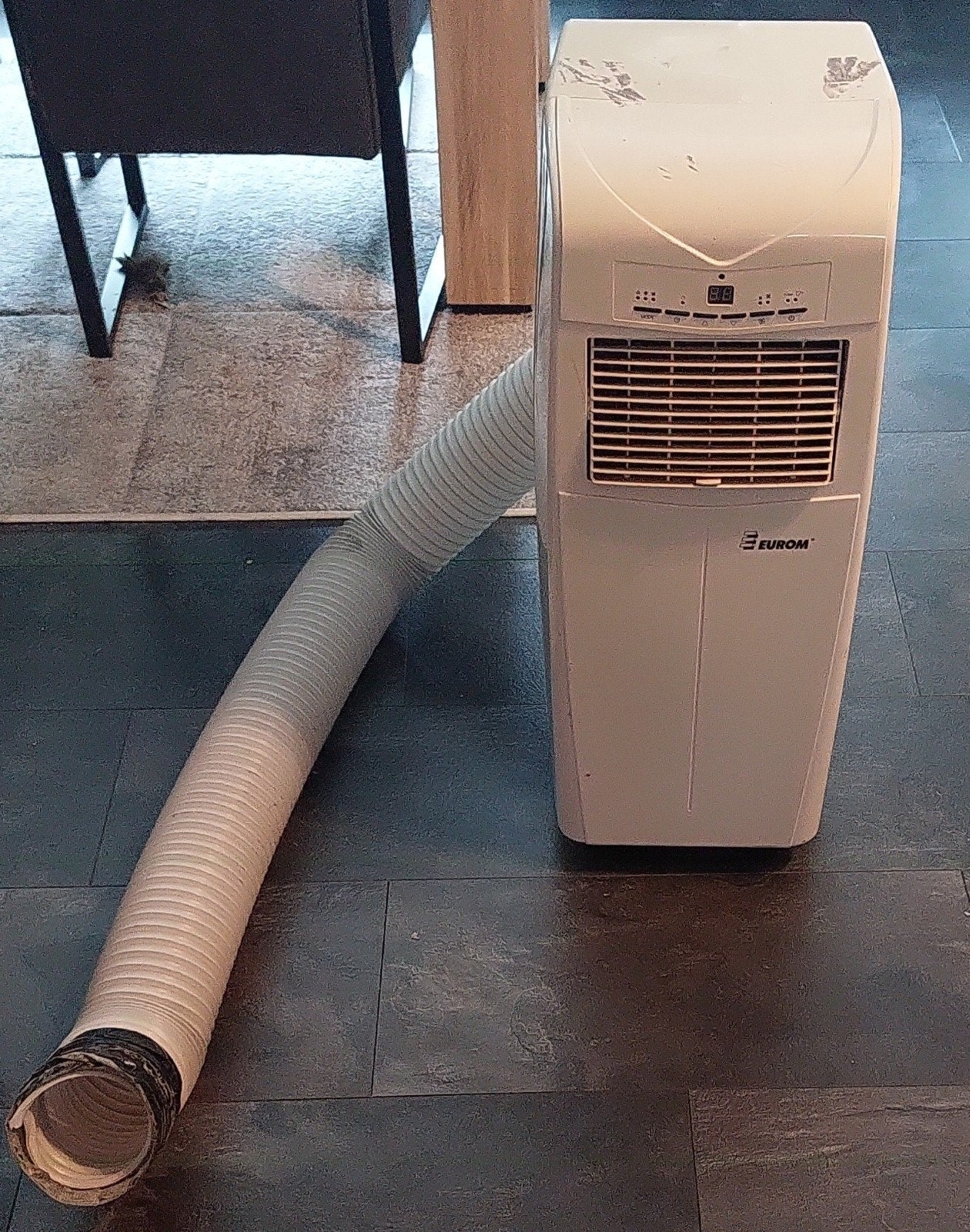 Mobiele airco Eurom MAC 8500 - 2.5kw - 8500BTU
Mo, Ophalen, Gebruikt, Minder dan 60 m³, Timer
