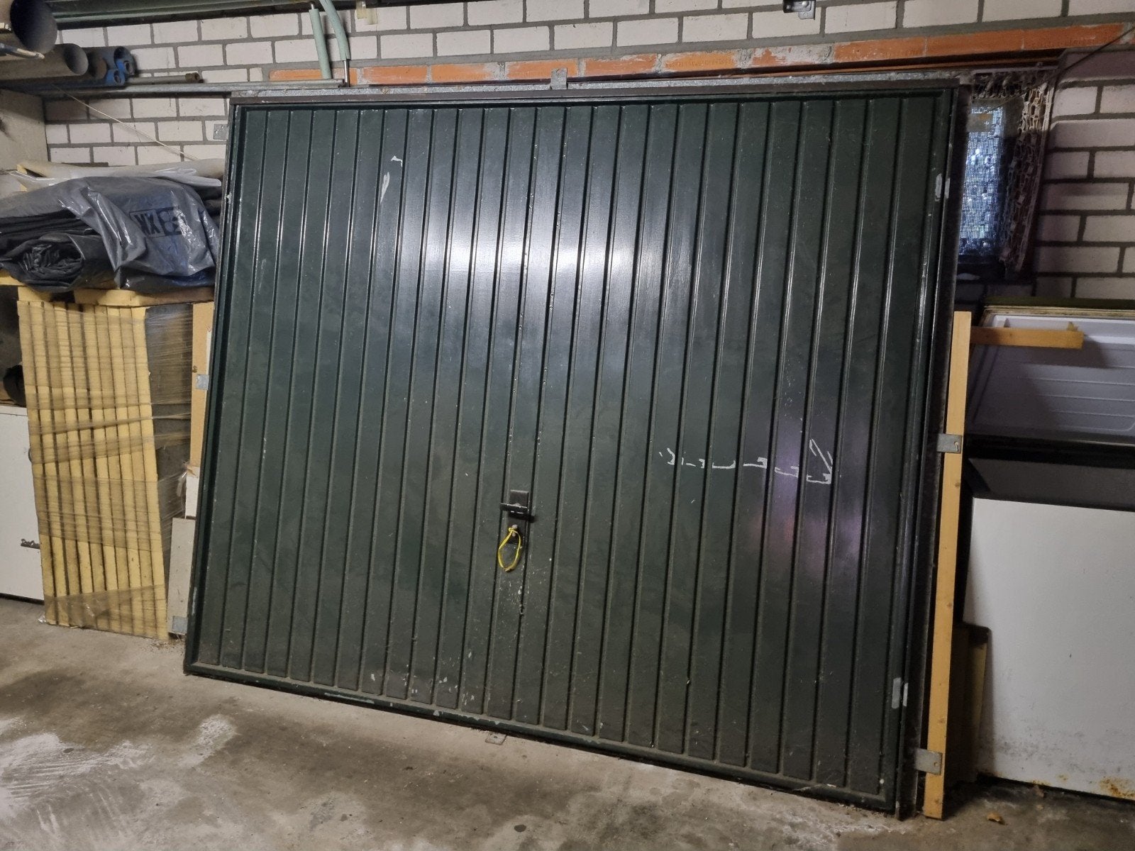 Gebruikte Garagedeur - Groen, Inclusief Sleutel, Ophalen, Gebruikt, 120 cm of meer, Minder dan 200 cm
