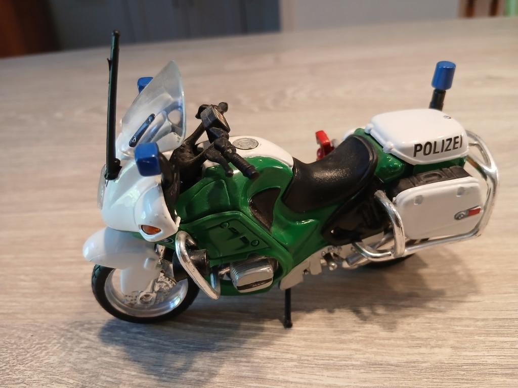Model motorfiets BMW R1200RT Polizei, Overige merken, Gebruikt, Ophalen of Verzenden, Groter dan 1:32