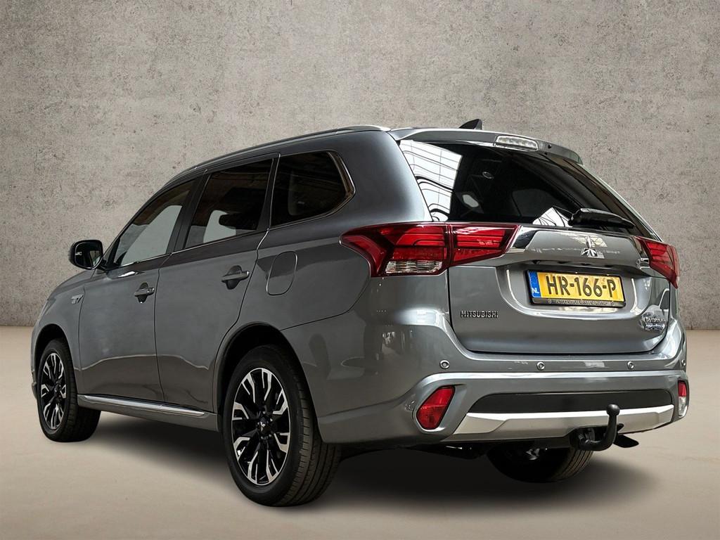 Mitsubishi Outlander 2.0 PHEV Deluxe 204Pk Automaat (NAVIGAT, Auto's, Automaat, 4 cilinders, 1820 kg, Bedrijf