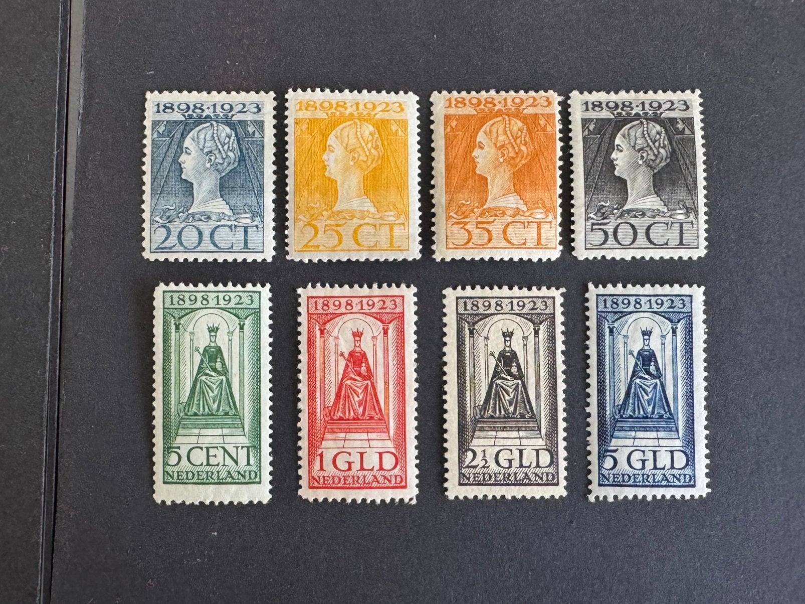 Zegel uit serie 1923 25-jarig regeringsjub Kon Wilh ongest, Postzegels en Munten, Postzegels | Nederland, Verzenden, T/m 1940