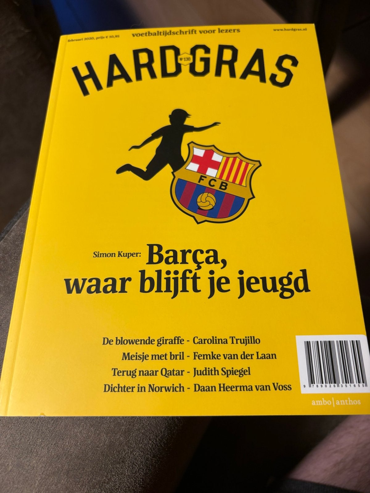 Hard Gras #130: Barça, waar blijft je jeugd? (Voetbaltijdsch, Ophalen of Verzenden, Gelezen, Balsport