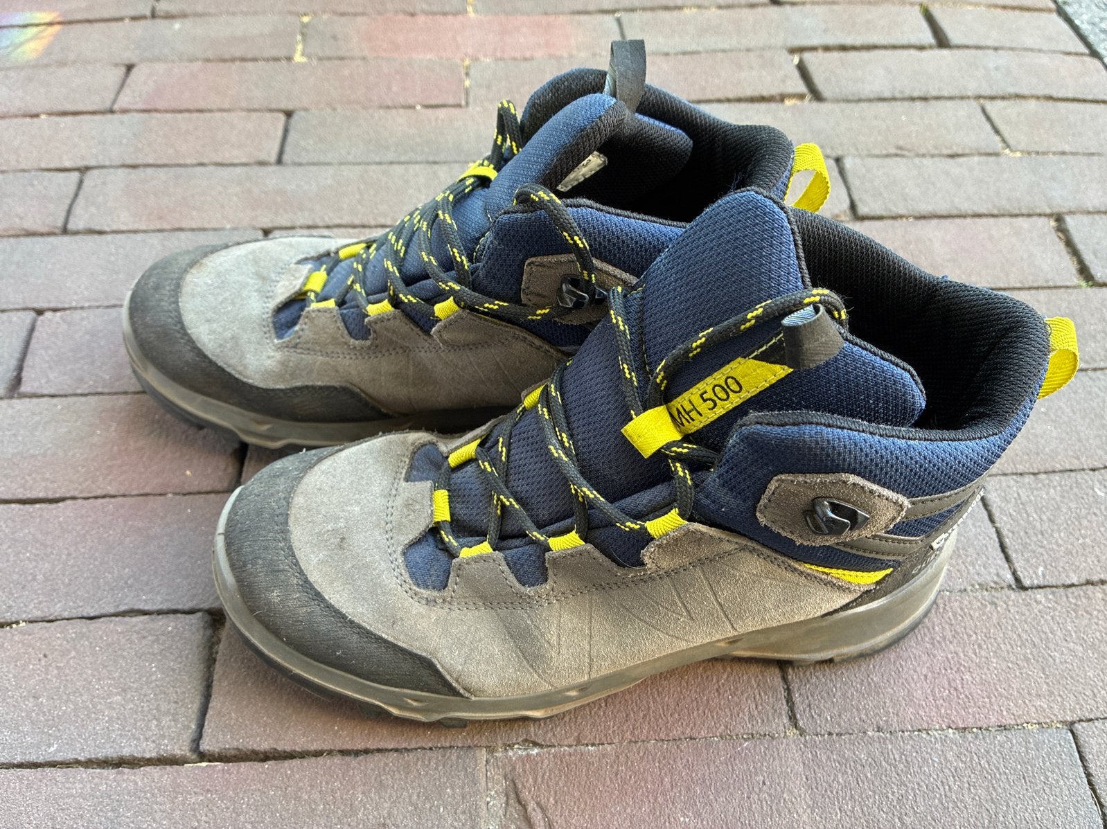 Wandelschoenen Maat 36 Quechua, berschoenen met veter, Sport en Fitness, Bergsport en Wandelen, Ophalen, Gebruikt, Schoenen