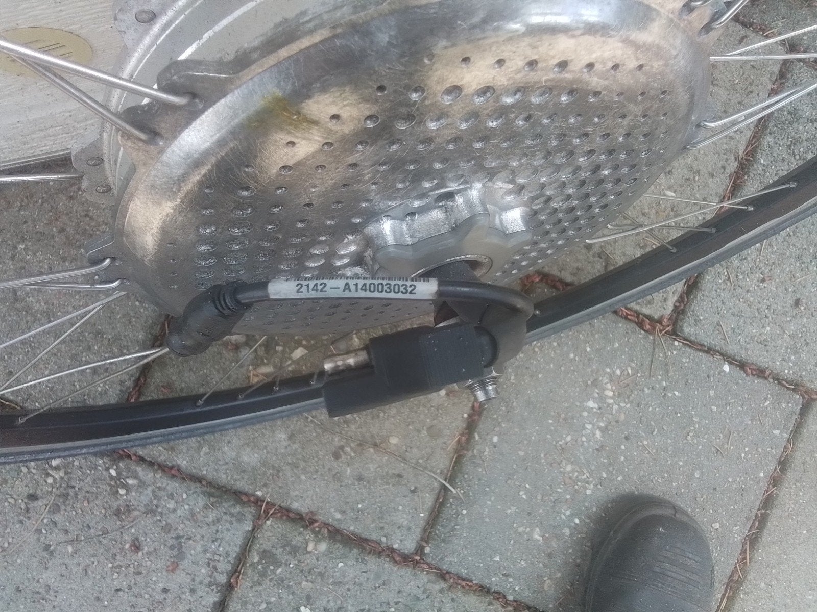 Trek T 80+ achterwielmet motor 2014 bionx, Ophalen of Verzenden, Gebruikt, Accu, Achterlicht