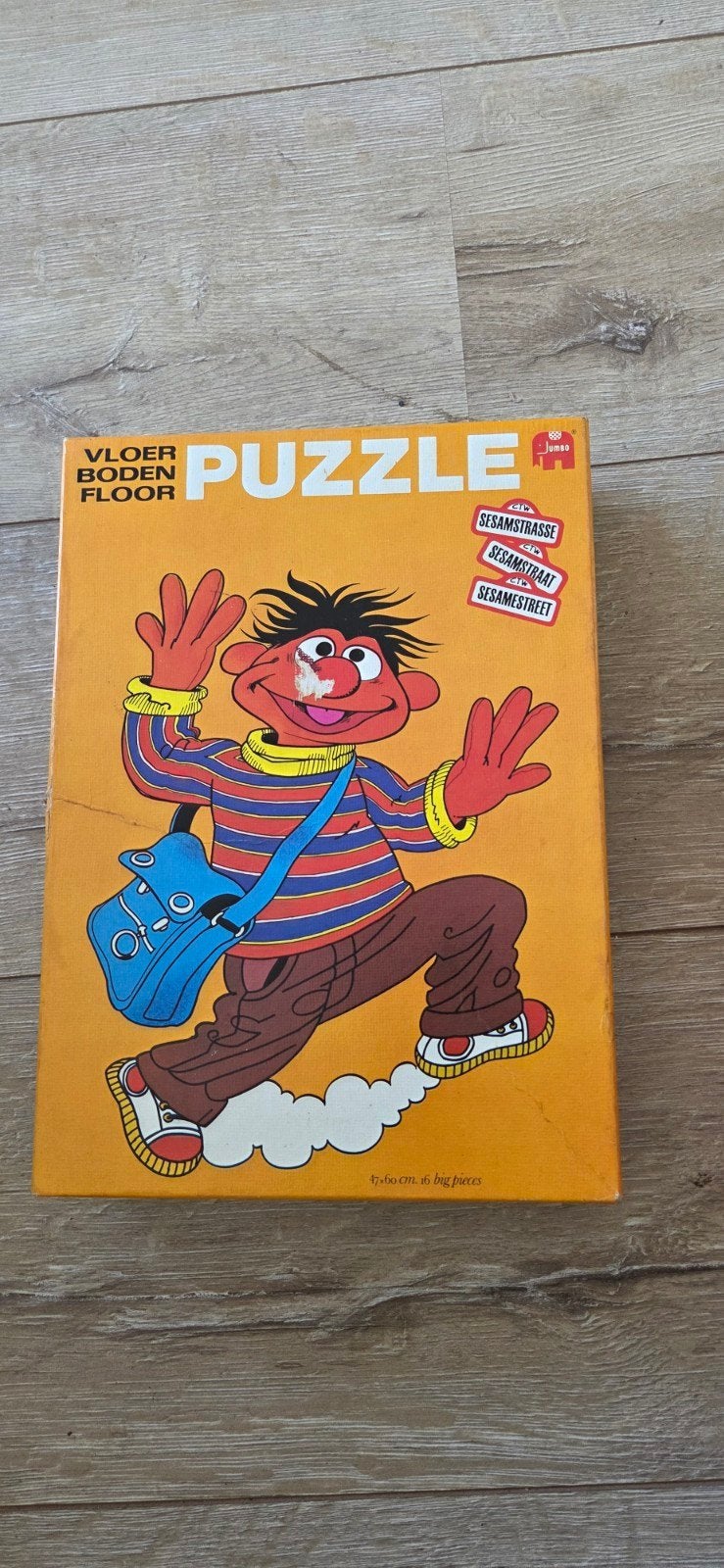 Puzzel puzzle Sesamstraat ernie jumbo, Boeken, Complete serie of reeks, Ophalen of Verzenden, Japan (Manga)