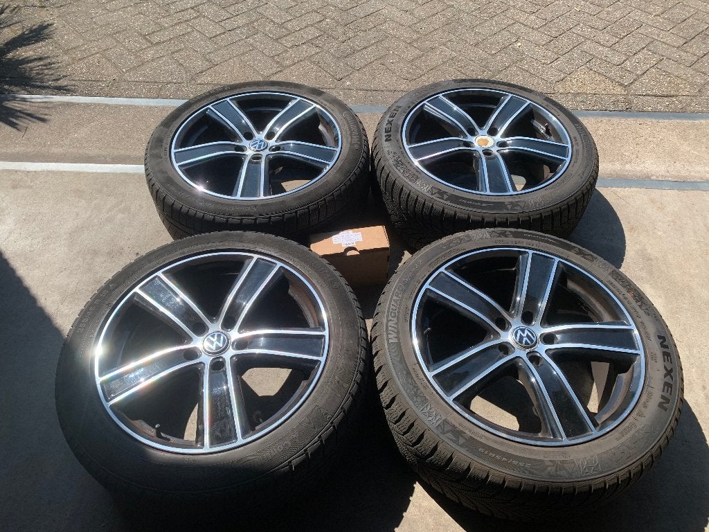 VW TRANSPORTER T5 T6 VELGEN + BANDEN 255 45 R19 104Y, Auto-onderdelen, Banden en Velgen, 19 inch, .., 255 mm, DEZENT