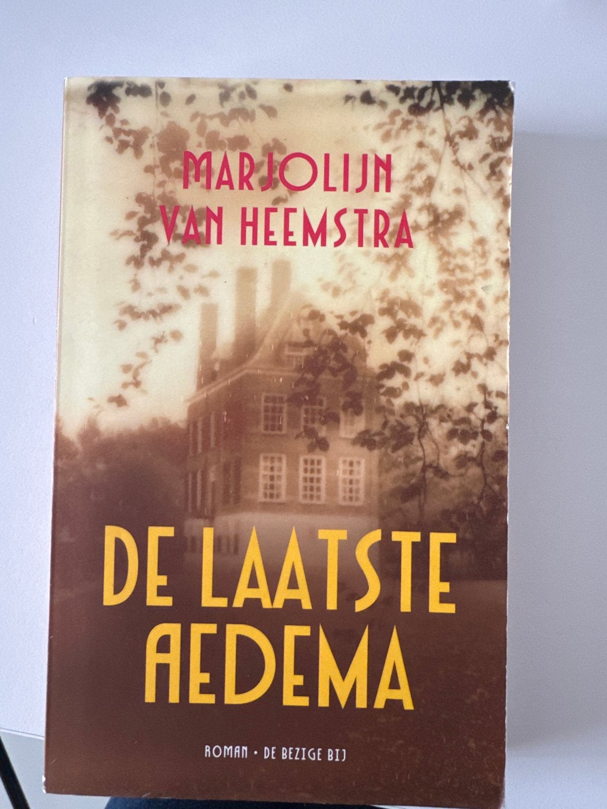 De Laatste Aedema - Marjolijn van Heemstra, Ophalen of Verzenden, Gelezen