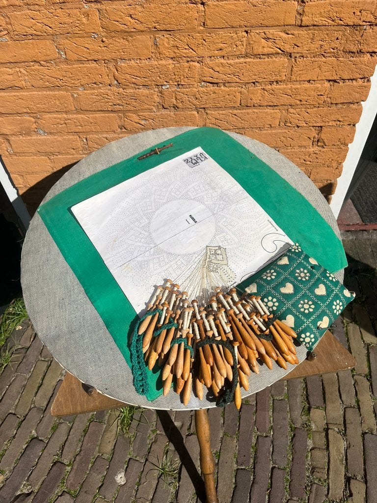kantklostafel en toebehoren, Hobby en Vrije tijd, Ophalen, Gebruikt, Overige thema's, Textiel