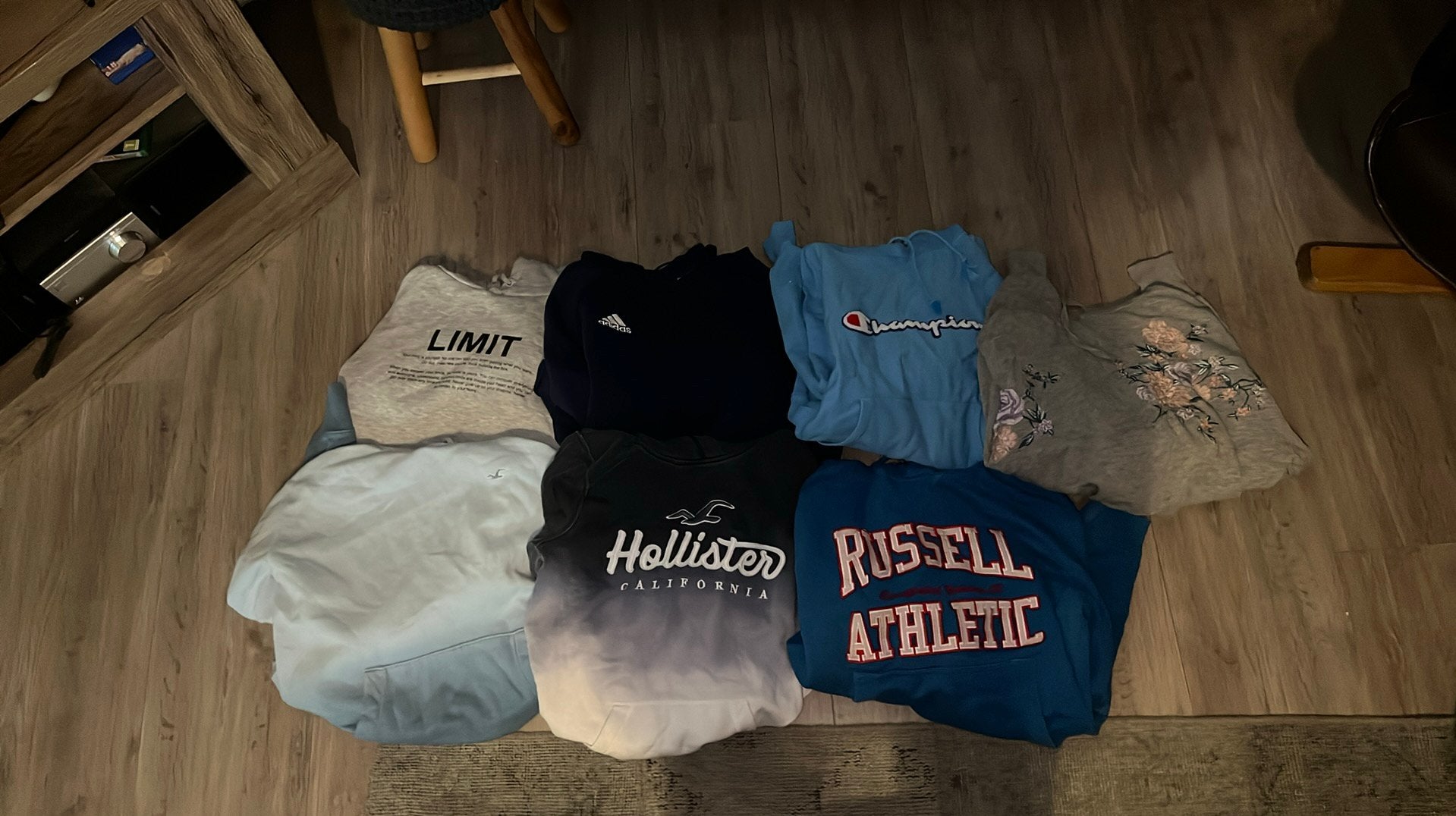 Kleding bundel hoodies, Kleding | Dames, Dames-kledingpakketten, Ophalen, Gedragen