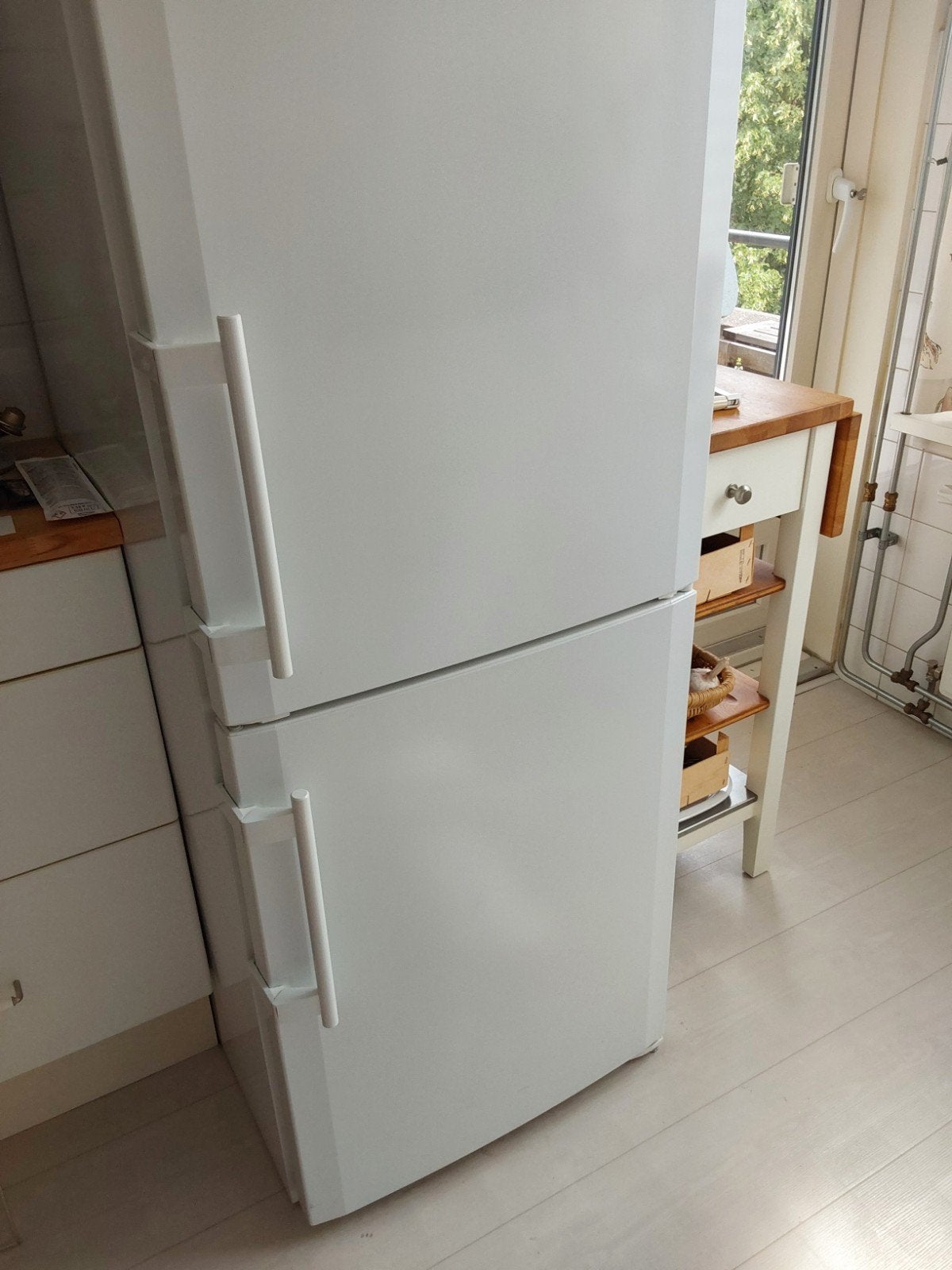 Liebherr Koel-vriescombinatie A+++, Witgoed en Apparatuur, Koelkasten en IJskasten, Ophalen, Gebruikt, 200 liter of meer, 60 cm of meer