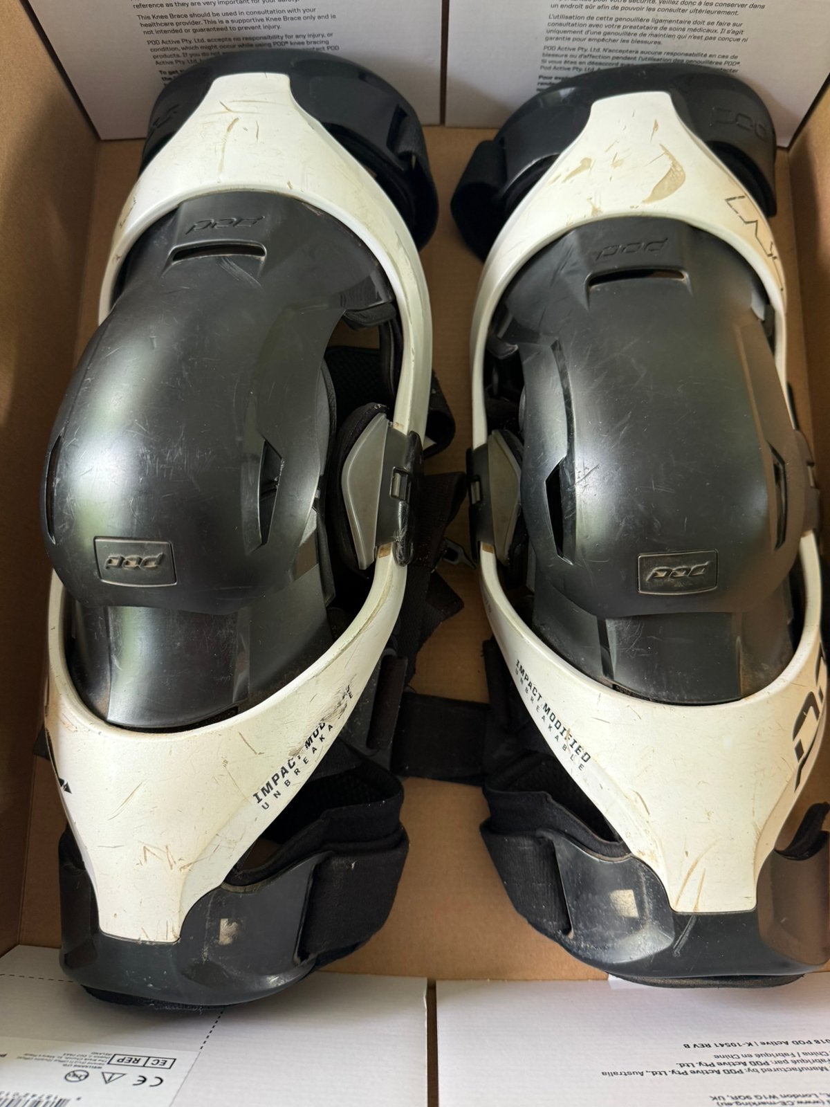 POD K4 Knee braces, Motoren, Kleding | Motorkleding, Ophalen, Tweedehands, Motorcrosskleding