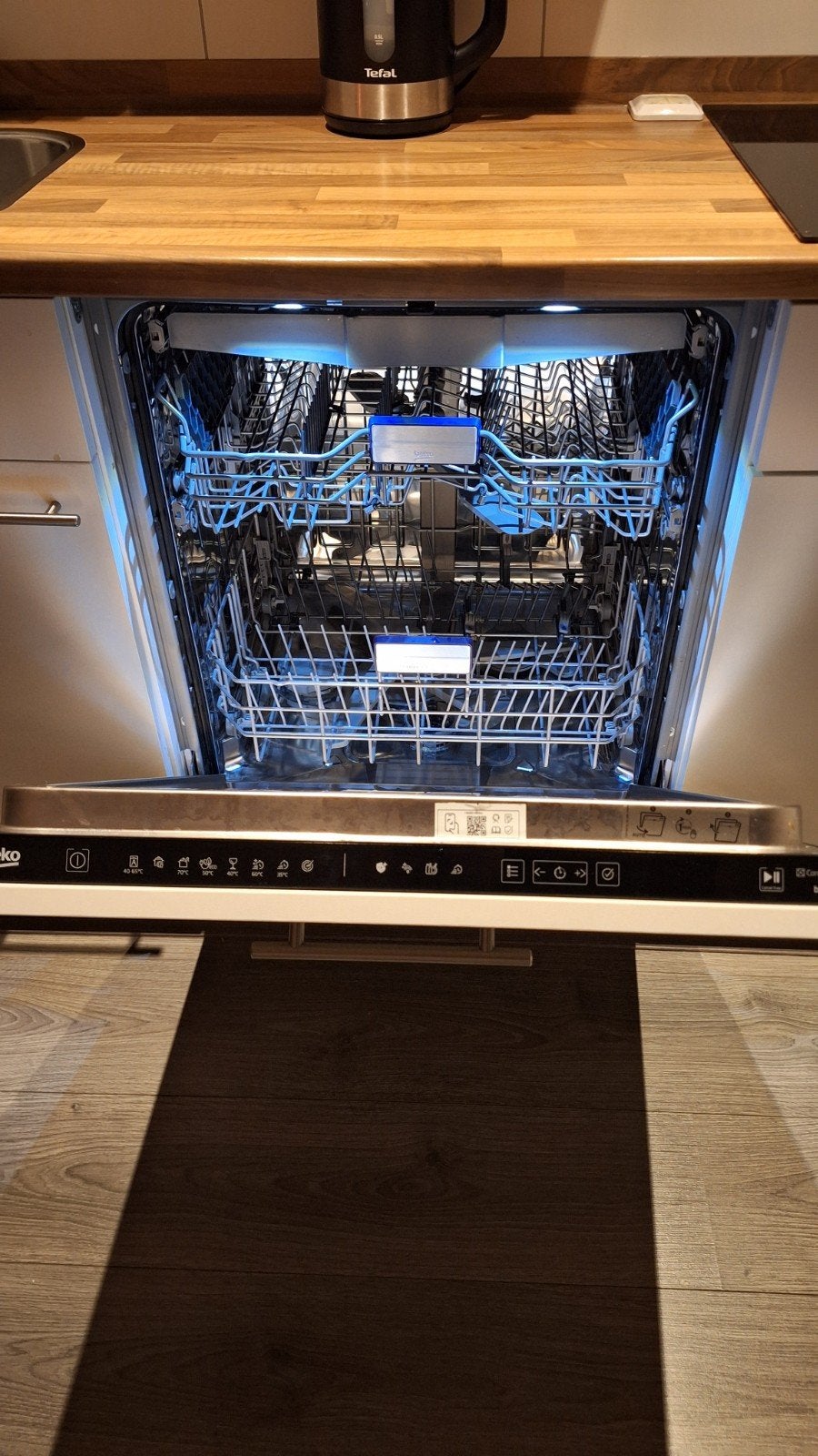 Beko BDIN38644D inbouw Vaatwasser, Ophalen, Minder dan 85 cm, 60 cm of meer, Minder dan 10 liter