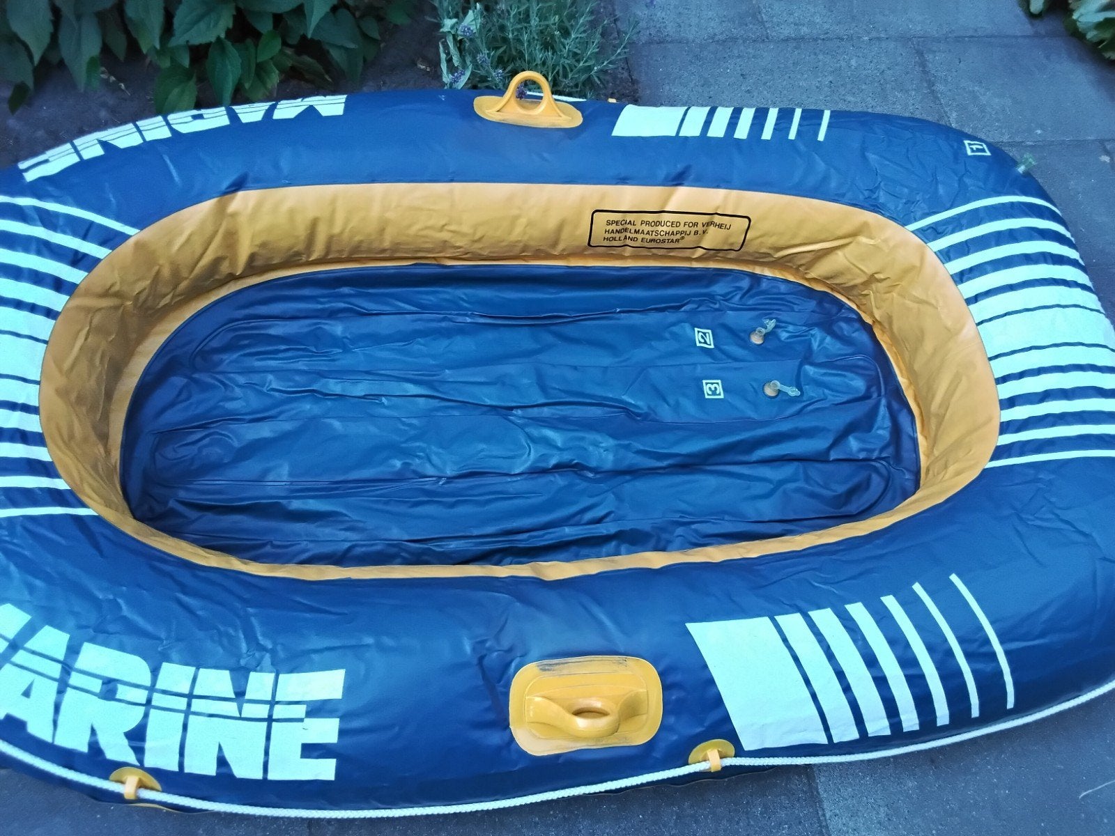 Roeiboot met 2 nieuwe peddels, Ophalen, Gebruikt