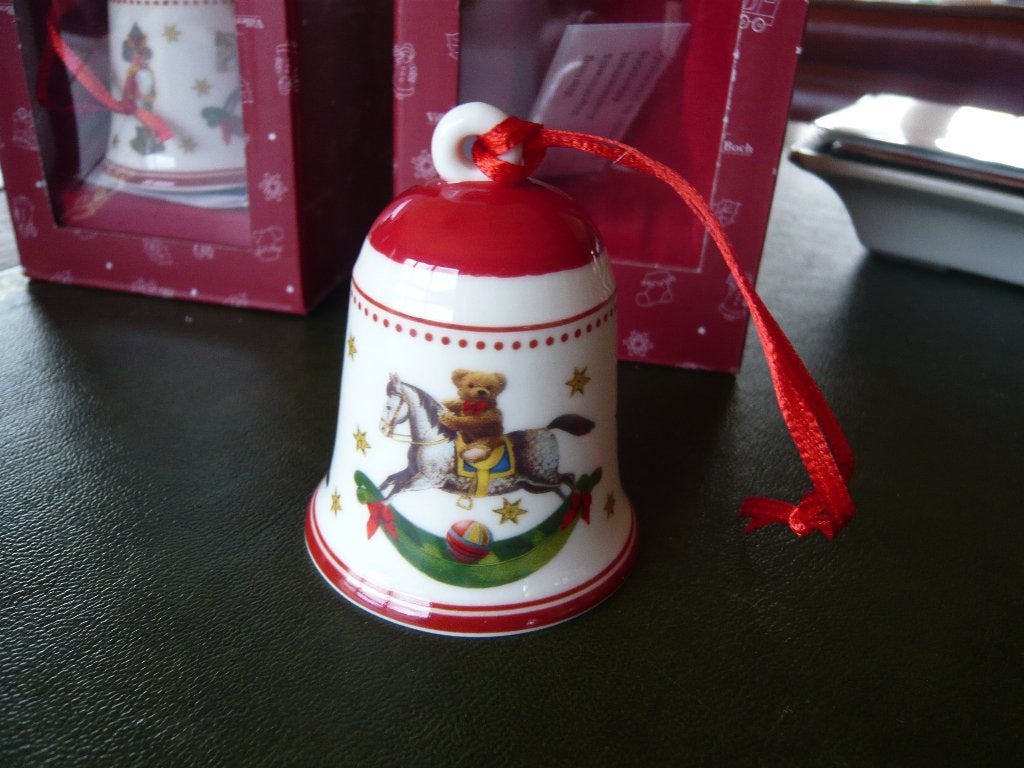 Villeroy & Boch My Christmas tree nostalgic klokje rood 6cm, Ophalen of Verzenden, Nieuw