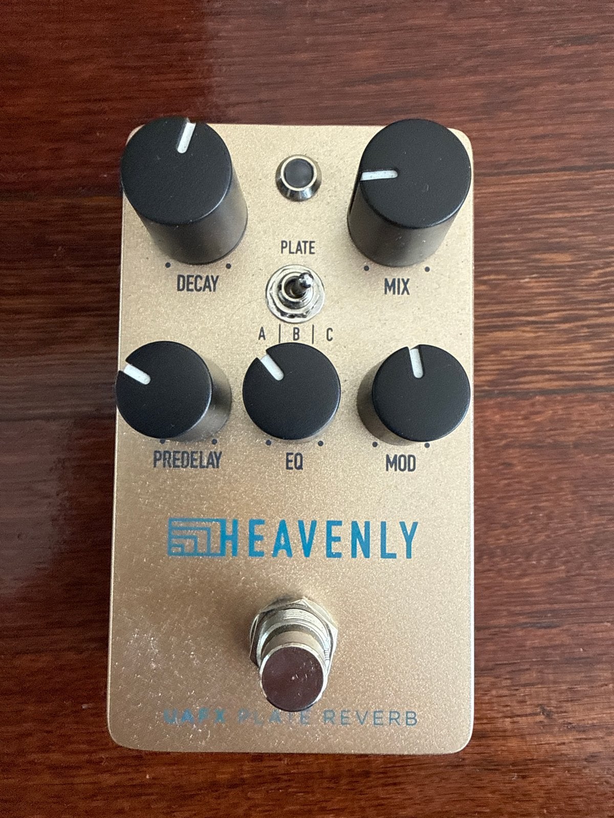 Universal Audio UAFX Heavenly Plate Reverb - Zo goed als nie, Muziek en Instrumenten, Effecten, Ophalen of Verzenden, Zo goed als nieuw