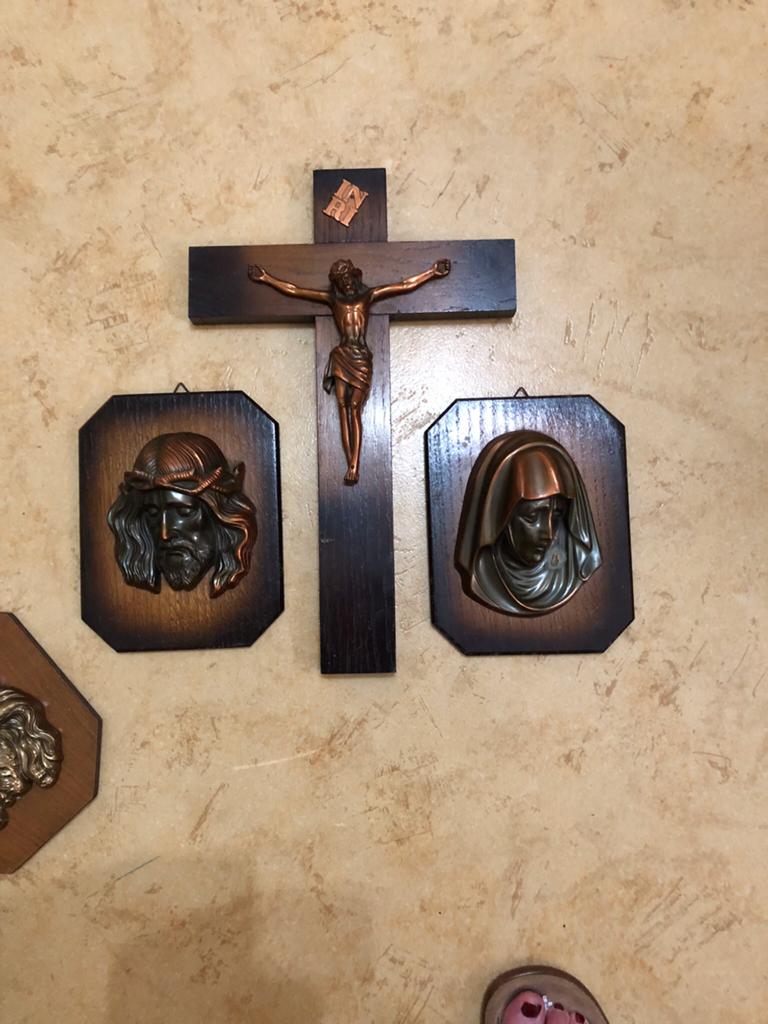 Kruisbeeld+plaquette, Verzamelen, Religie, Ophalen, Zo goed als nieuw