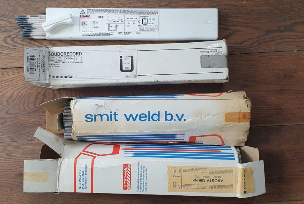 Laselektroden lassen doos Filarc, Soudorecord, Smitweld, Doe-het-zelf en Verbouw, Ophalen of Verzenden, Gebruikt, Minder dan 150 ampère