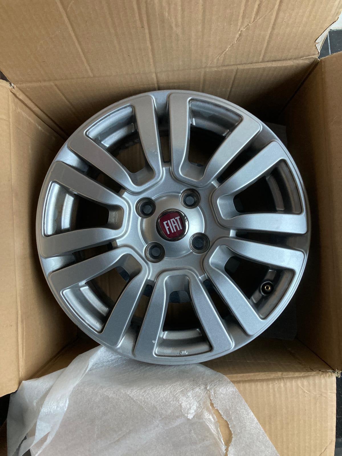 Fiat 500 velgen, Ophalen, Nieuw