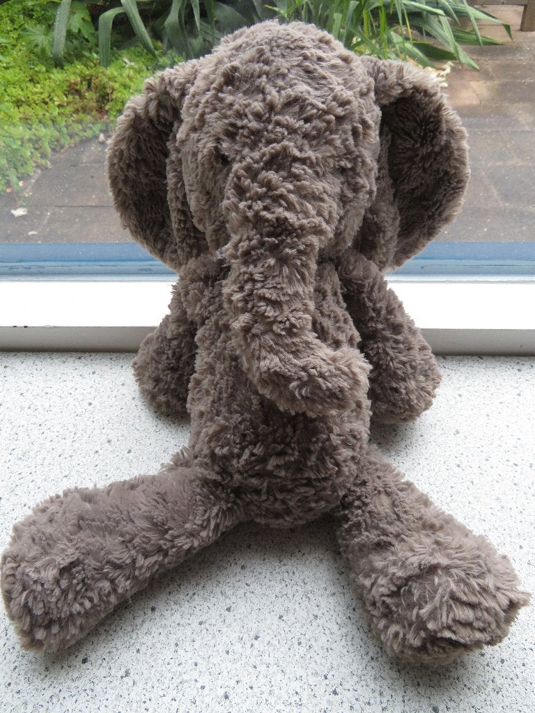 Grijze olifant merk Jellycat meet ca 40 cm totaal, Jellycat, Grijs, Wasbaar, Ophalen of Verzenden