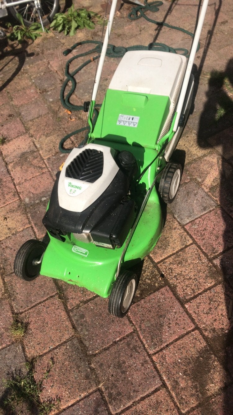 Viking MB 253 T Benzine Grasmaaier - Krachtig en Betrouwbaar, Tuin en Terras, Ophalen, Cirkelmaaier, Gebruikt, Opvangbak