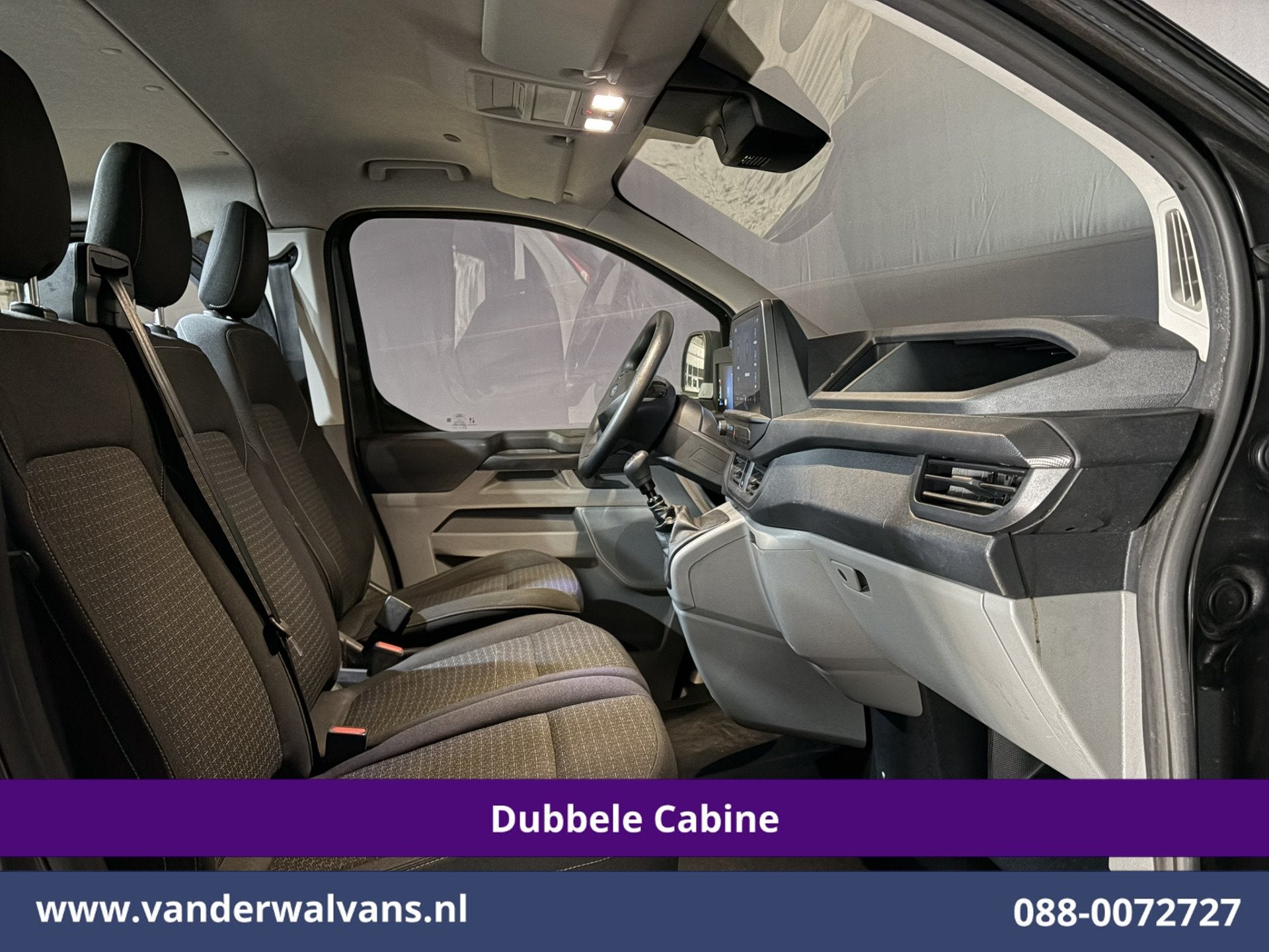 Ford Transit Custom 2.0 TDCI 136pk L2H1 Dubbele Cabine Euro6, Auto's, Voorwielaandrijving, 4 cilinders, Verwarmde buitenspiegels