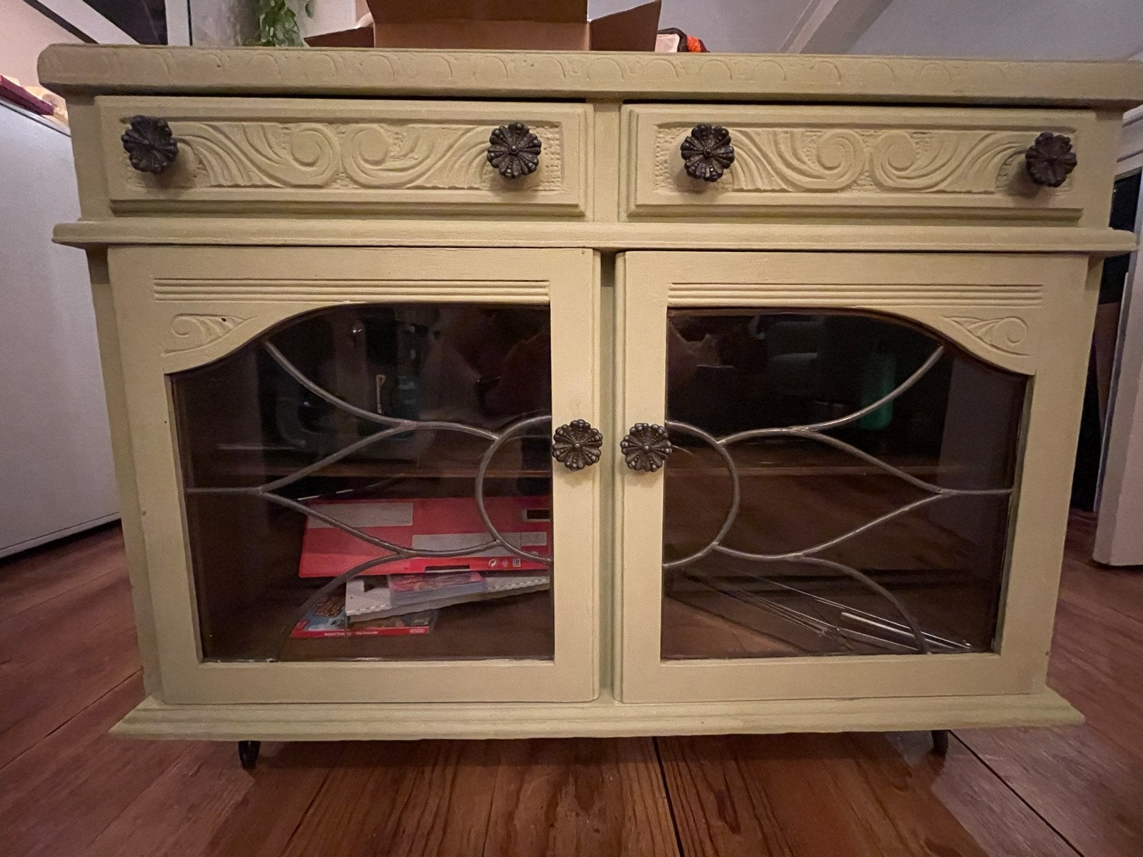 Handgemaakt kastje met glas-in-lood deuren - Lime Green, Huis en Inrichting, Kasten | Overige, Ophalen, Gebruikt