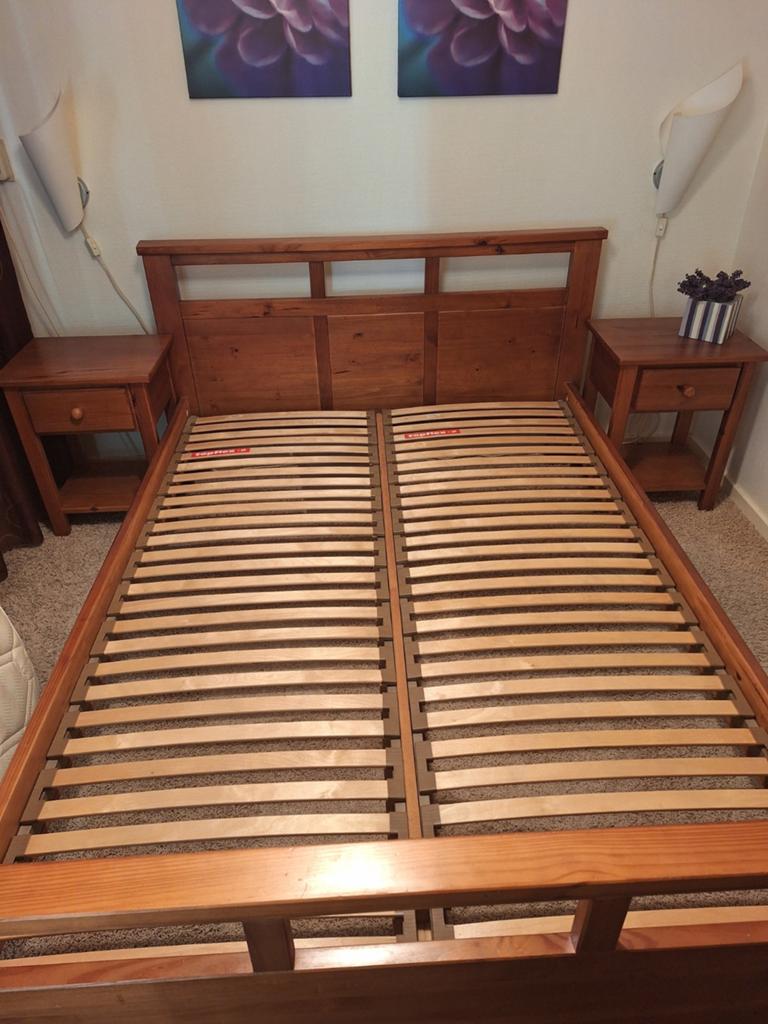 2 persoons bed inclusief 2 nachtkastjes maat 140/200, Tweepersoons, Zo goed als nieuw, Hout, 140 cm