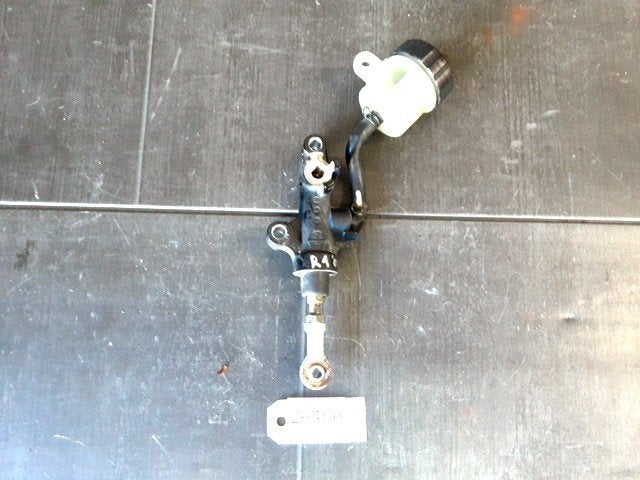 R1 2004 - 2006 Yamaha Rempomp D1-59497