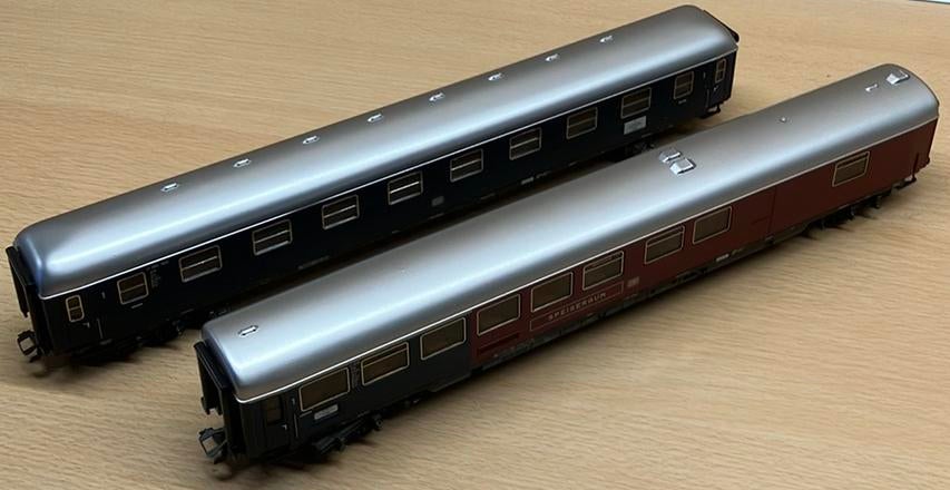 Märklin 2 DB rijtuigen 2e kl / Speisewagen, Wisselstroom, Wagon, Ophalen of Verzenden, Zo goed als nieuw