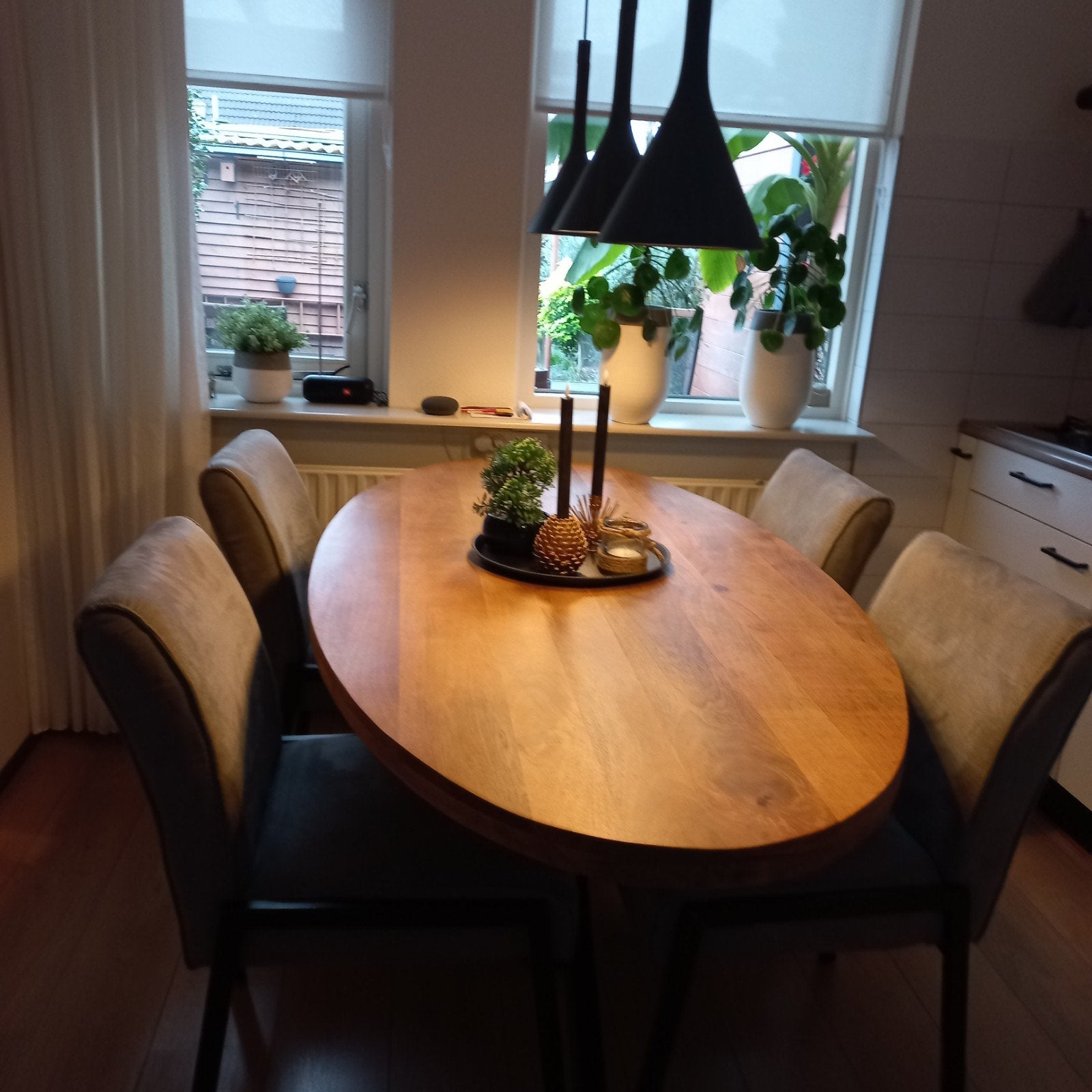 4 Prachtige stoelen kleur grijs., Ophalen, Zo goed als nieuw, Grijs