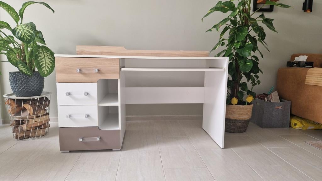 Kinder meubels-set- Zo goed als nieuw, Kinderen en Baby's, Kinderkamer | Complete kinderkamers, Ophalen, Zo goed als nieuw, Jongetje of Meisje