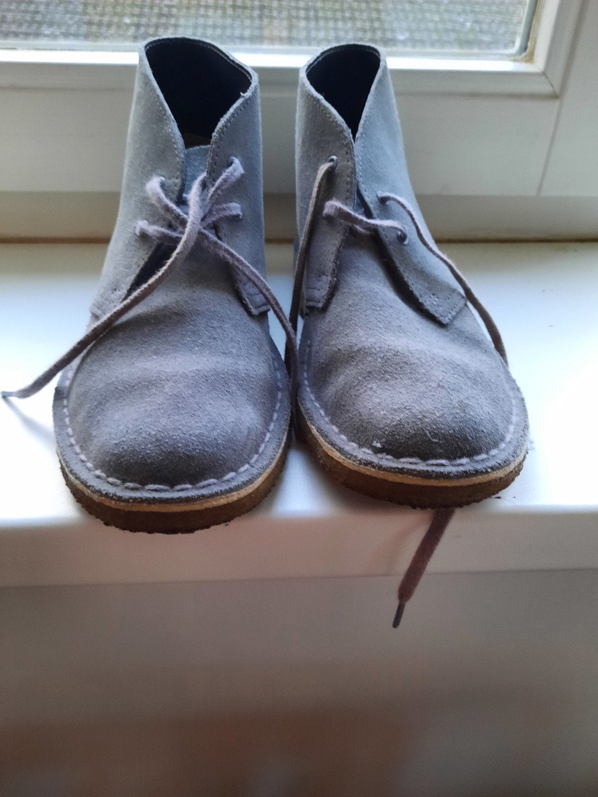 Clarks Desert Boots - Maat 39 - Grijs Suède, Lage of Enkellaarzen, Ophalen of Verzenden, Zo goed als nieuw, Grijs