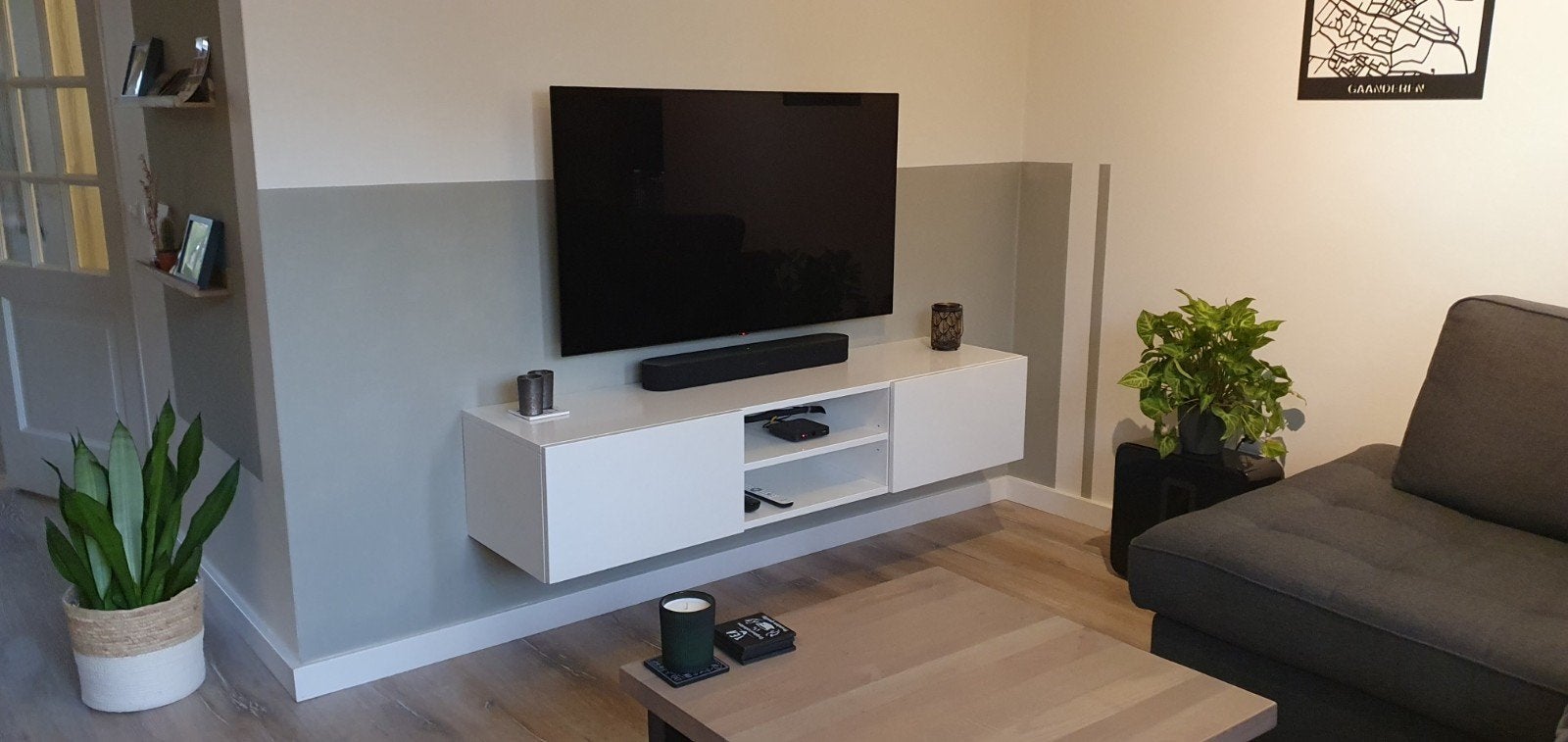 Goossens zwevend TV-meubel (wit), Ophalen, Gebruikt, 100 tot 150 cm, Minder dan 100 cm