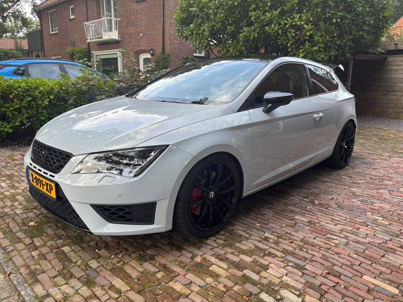 Seat Leon 2.0 TSI 360PK Dsg-6 2014 - recent groot onderhoud, 1295 kg, 4 cilinders, 1984 cc, Leon