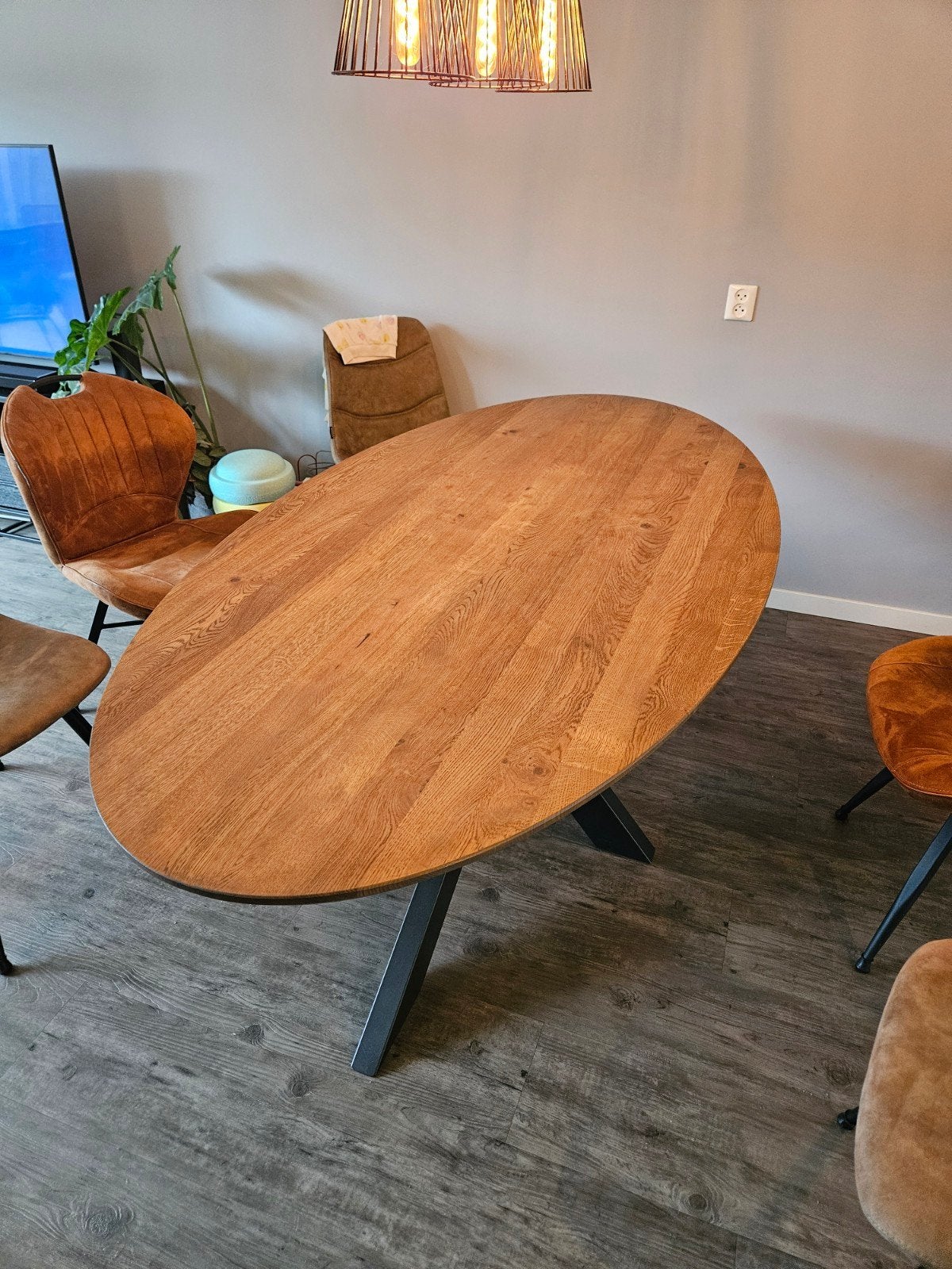 Ovale houten eettafel met metalen spinpoot (200x100cm), Ophalen, 100 tot 150 cm, 200 cm of meer, Zo goed als nieuw
